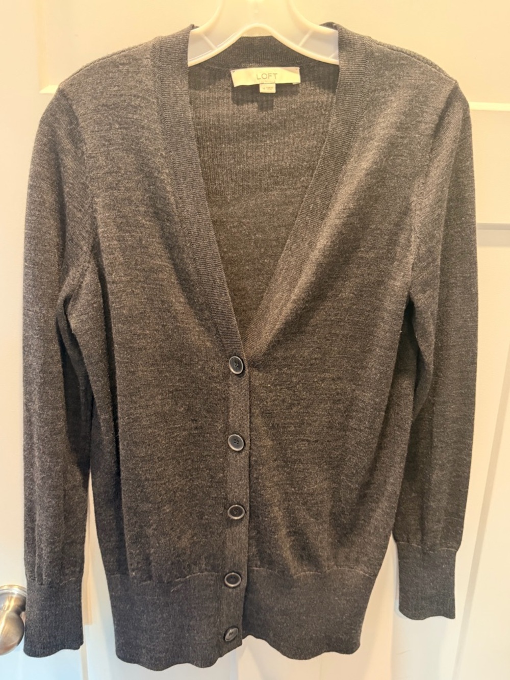 LOFT Charcoal Gray Button Cardigan Sweater Women’s Medium Soft Knit Classic